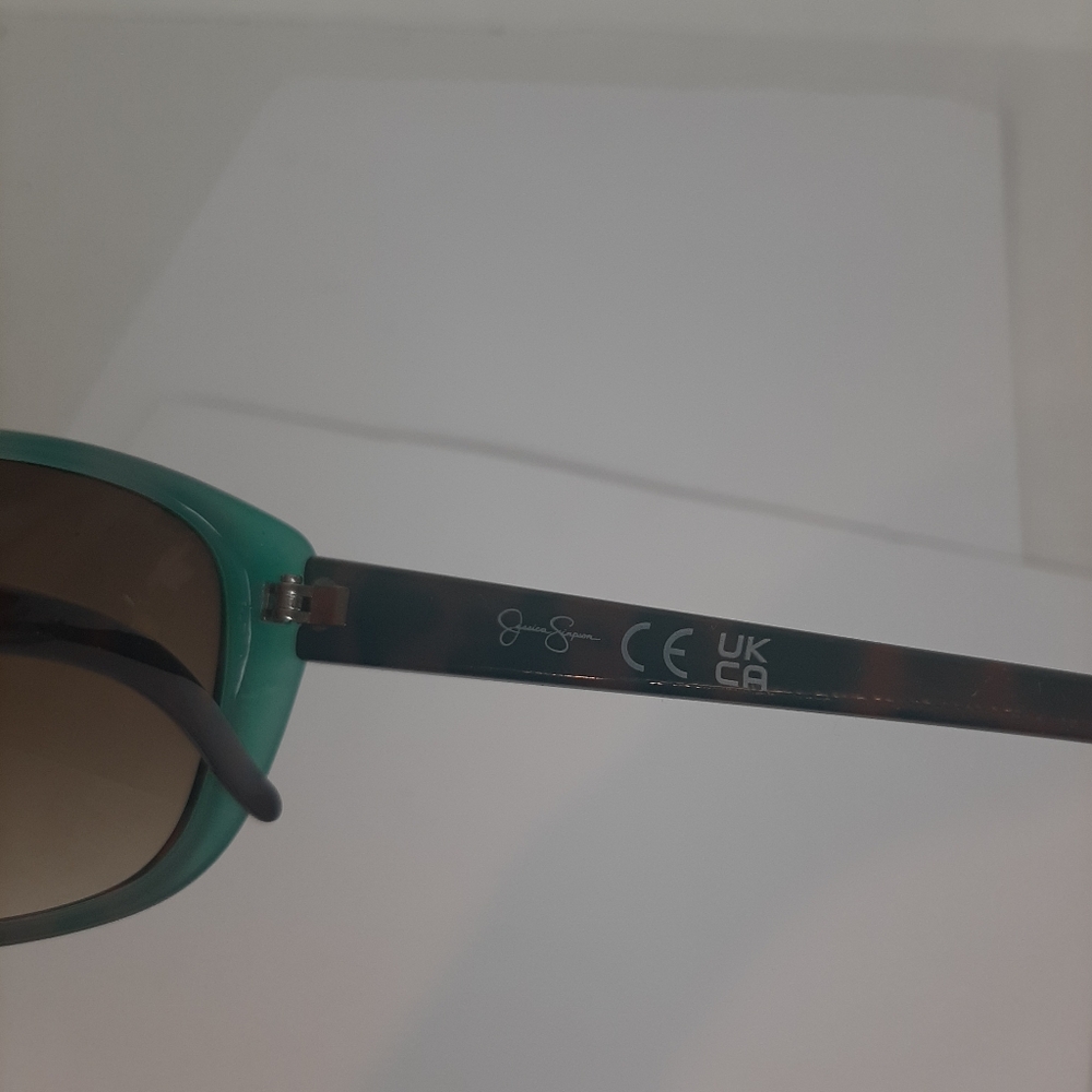 🔥Jessica Simpson Women's J5012 Retro Cat Eye Sunglasses Turquoise - Picture 6 of 9